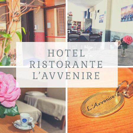 Hotel Ristorante L'Avvenire Gizzeria Exterior photo